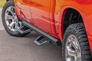 Ram 1500 Side Steps - Crew Cab - Rough Country - SRX2 Adjustable Aluminum - Black - '19-'25